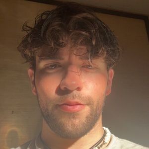 Meet your Posher, Ethan